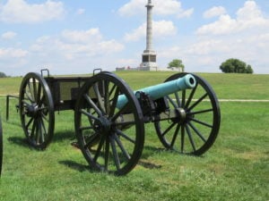 Civil War Cannon with Limber Box