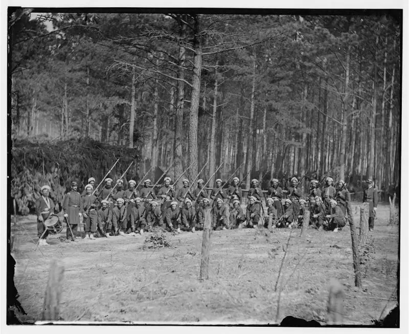 Company F, 114th Pennsylvania Infantry (Zouaves) with Fixed Bayonets