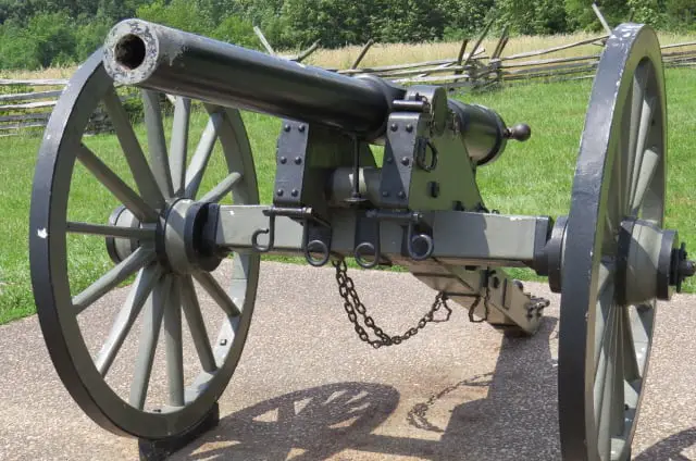 Civil War Whitworth cannon