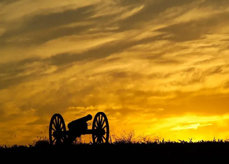 Civil War Artillery at Sunset Civil War Artillery at Sunset